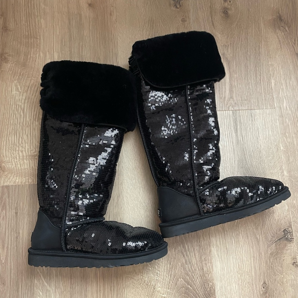 Ugg tall sequin, size 8